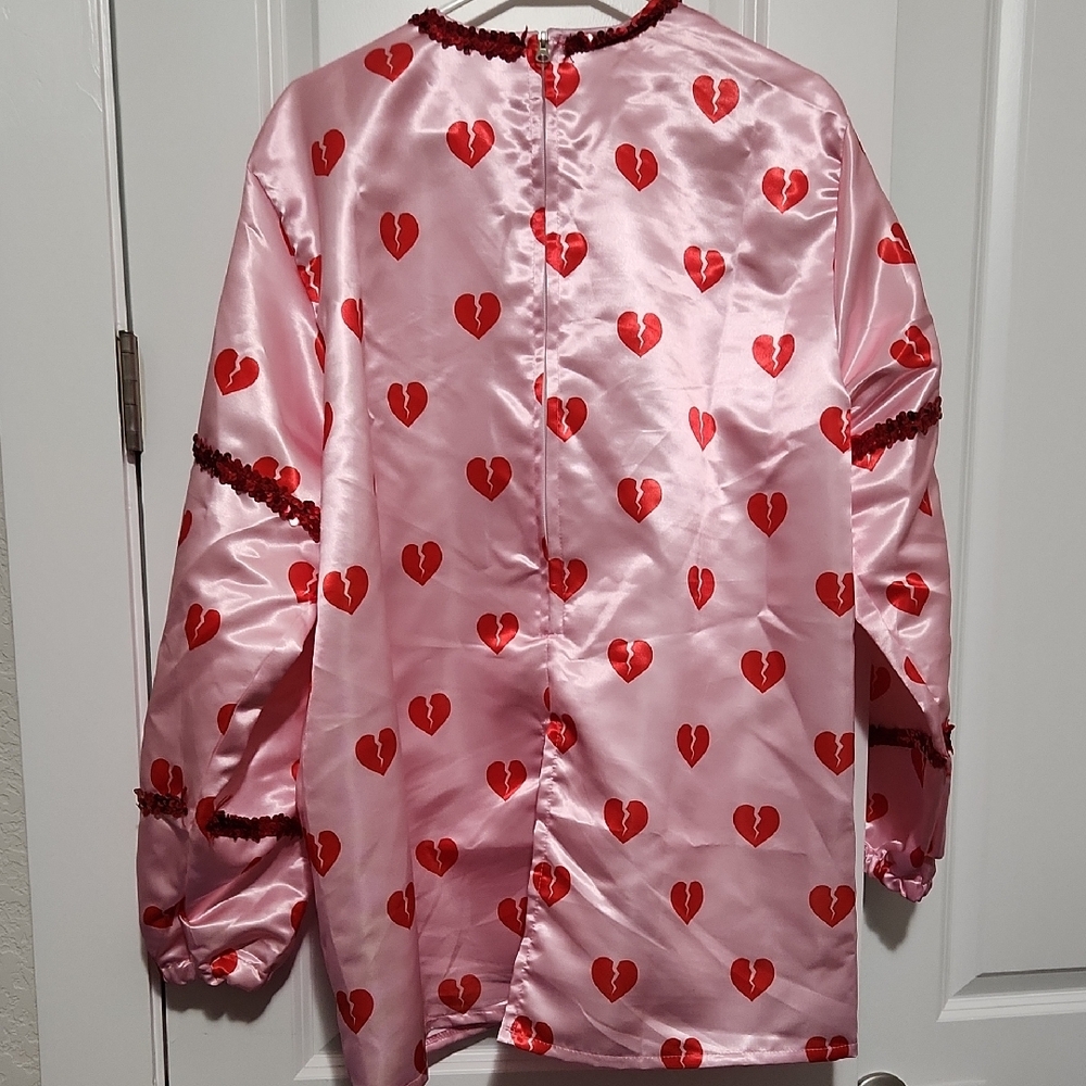 Pink Heart Patterned Satin Top - Picture 4 of 9